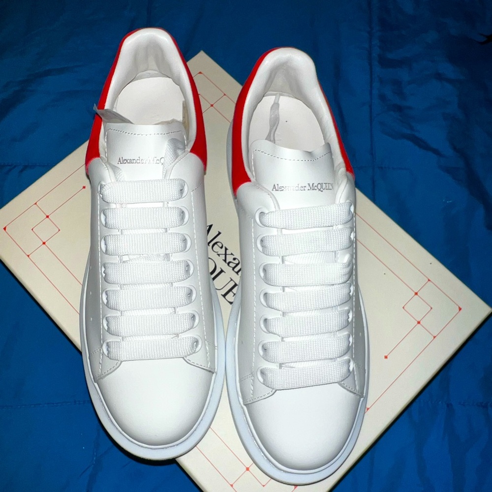COPY - Women's Oversized Sneaker in Lust Red❤️❤️